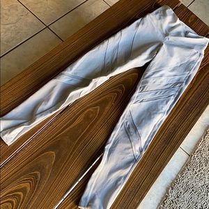ALO yoga leggings